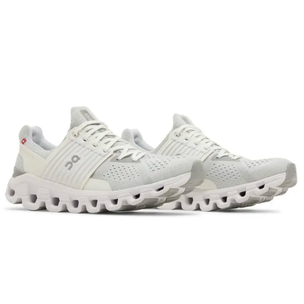 ON Womens Cloudswift Running Comfort Sneaker In Glacier White/Grey Size 9 Active